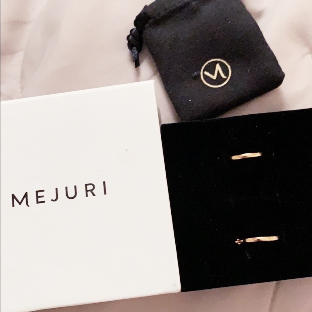 Mejuri Midi Hoops (Never Worn w/ Flaws)